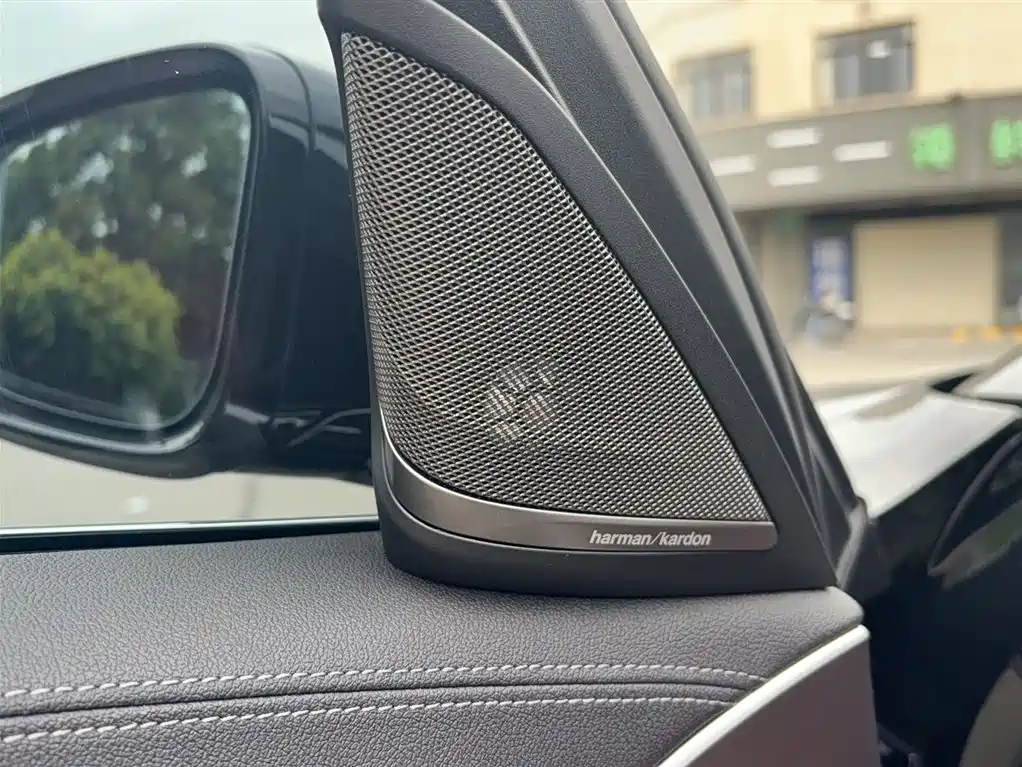 BMW 5 Series 2022 Model Third Facelift 530Li Premium M Sport Package фото 8