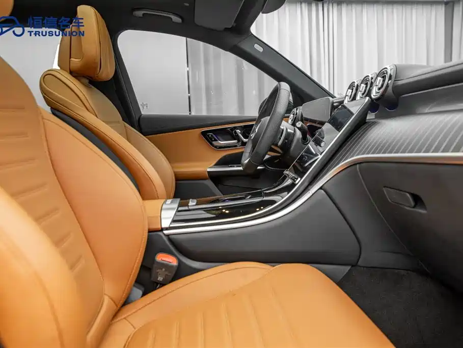 Mercedes-Benz GLC 2023 GLC 260 L 4MATIC Luxury 5-Seater фото 15