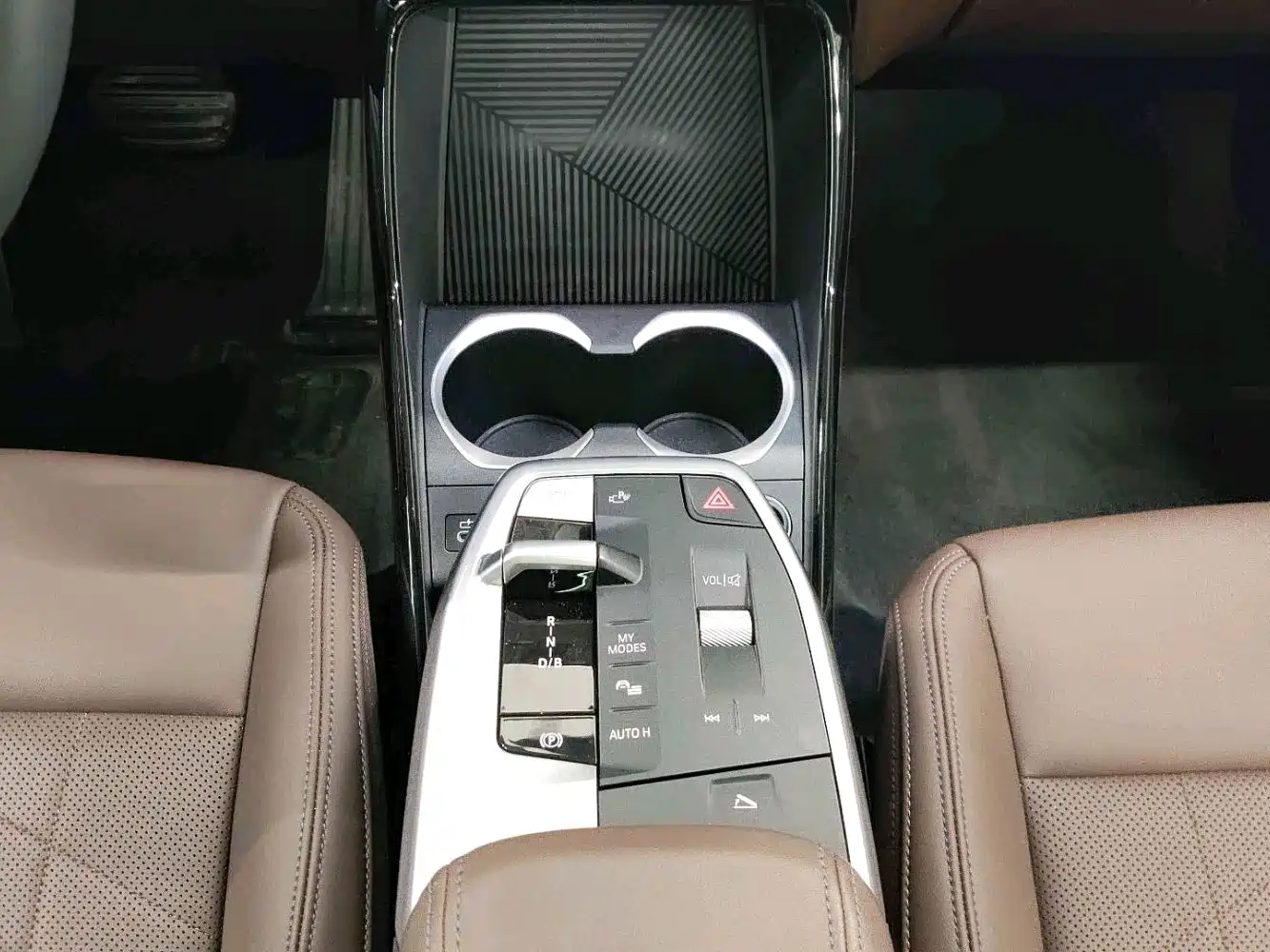 BMW iX1 2023 eDrive25L M Sport Package фото 15