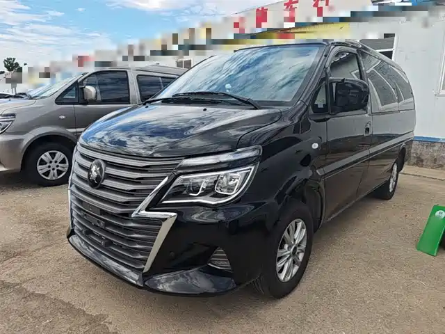 Dongfeng Fengxing Lingzhi 2023 M5L 1.6L Luxury 7-Seater