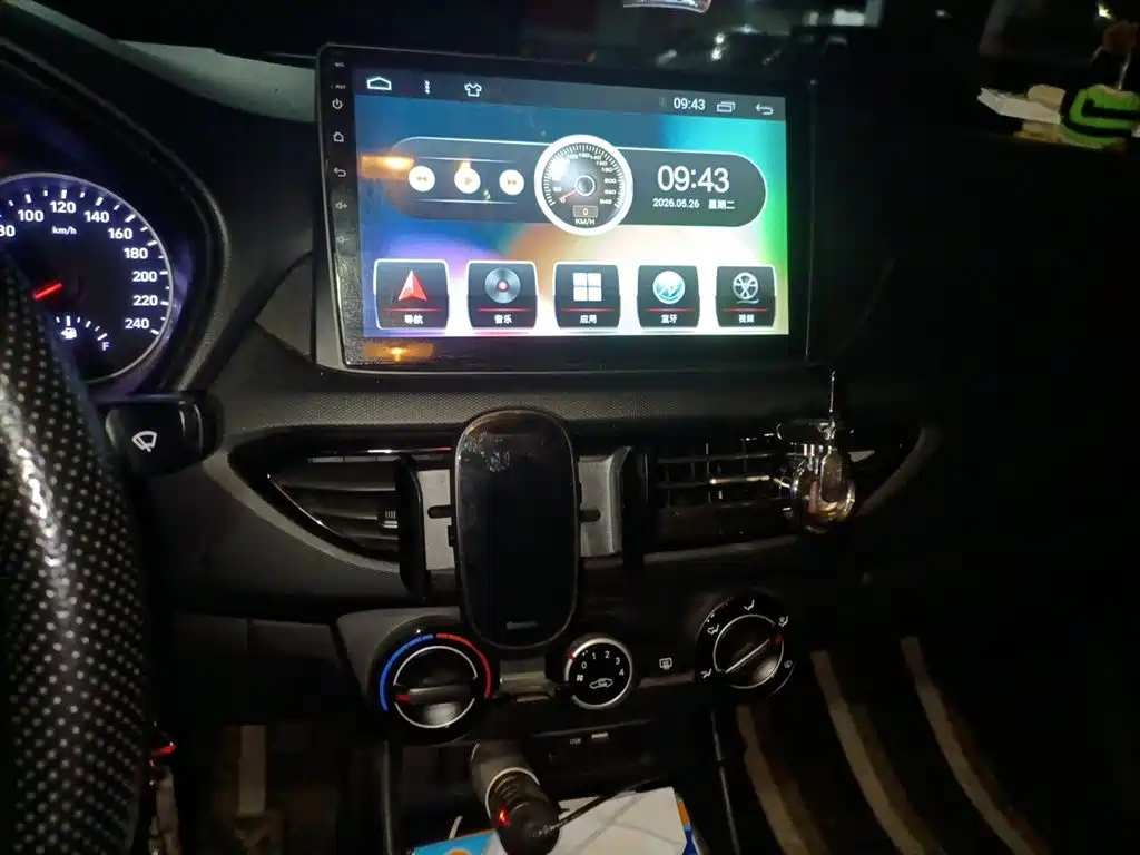 Hyundai Elantra 2020 1.6L Auto GL Pleasing Edition фото 14