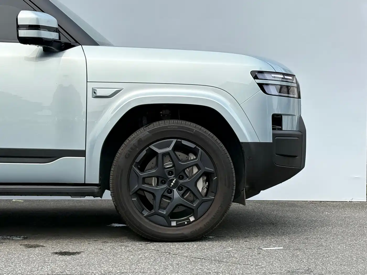 Fang Cheng Bao Titanium 7 2026 2025 AWD Base Model