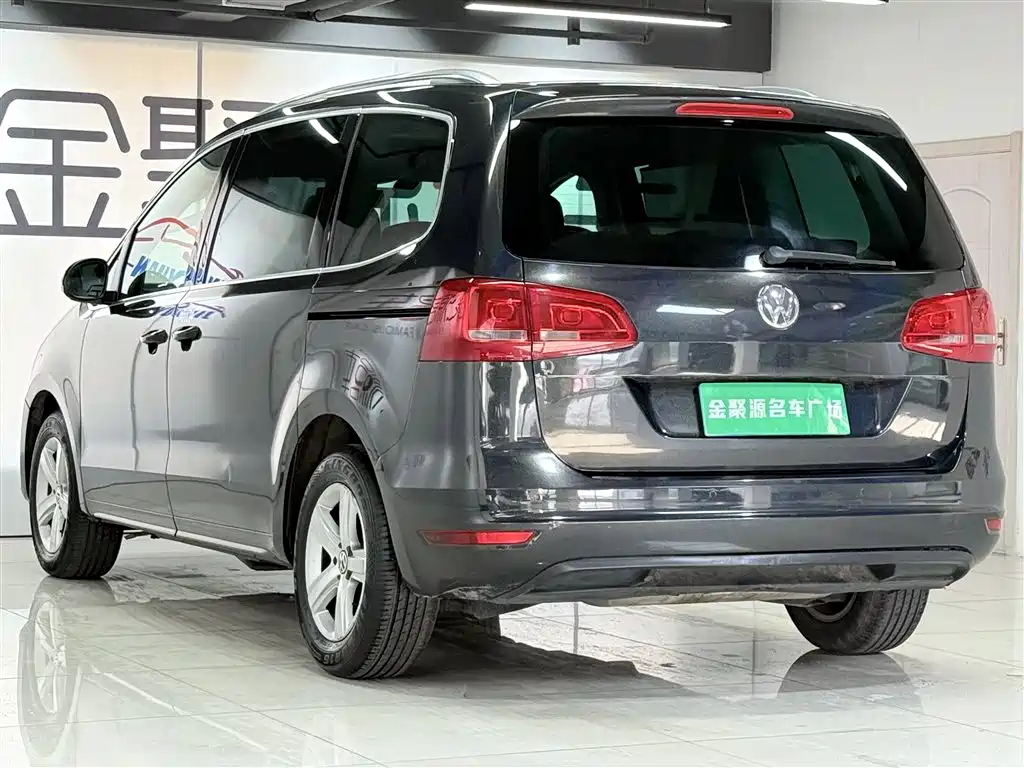 Volkswagen Sharan 2014 2.0TSI Comfort фото 4