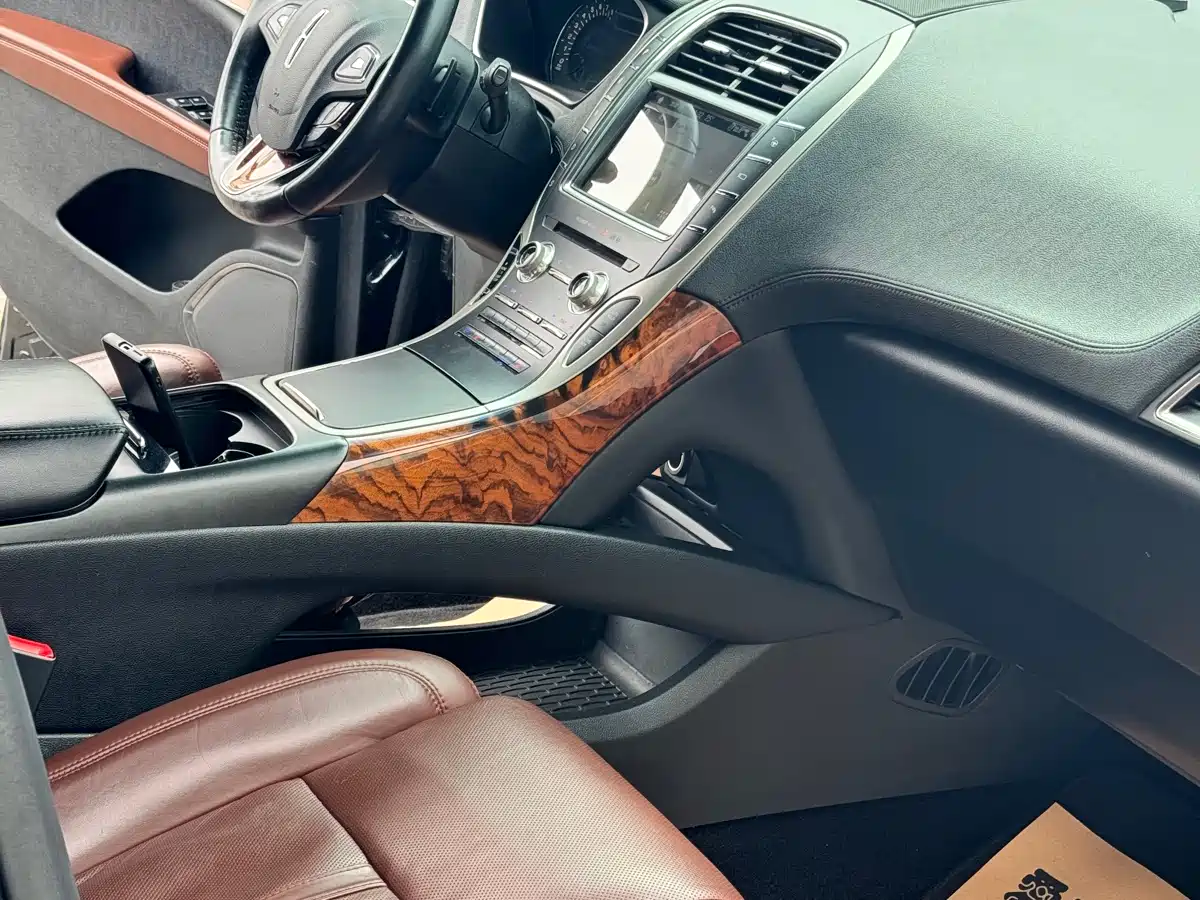 Lincoln MKX 2018 2018 2.7T AWD Prestige Edition
