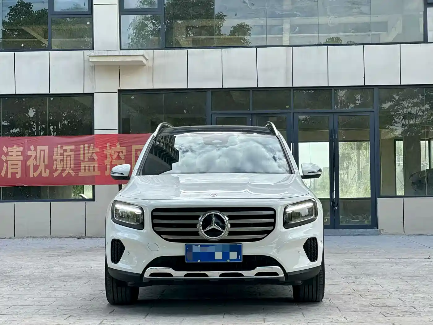 Mercedes-Benz GLB 2024 GLB 220 Dynamic фото 2