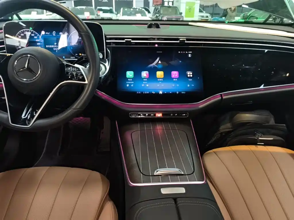 Mercedes-Benz E-Class New Energy 2024 E 350 e L Plug-in Hybrid Sedan фото 13