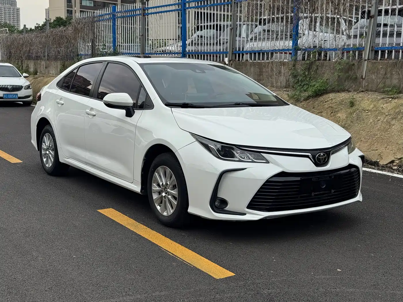 Toyota Corolla 2019 1.2T S-CVT GL-i Elite Edition фото 3