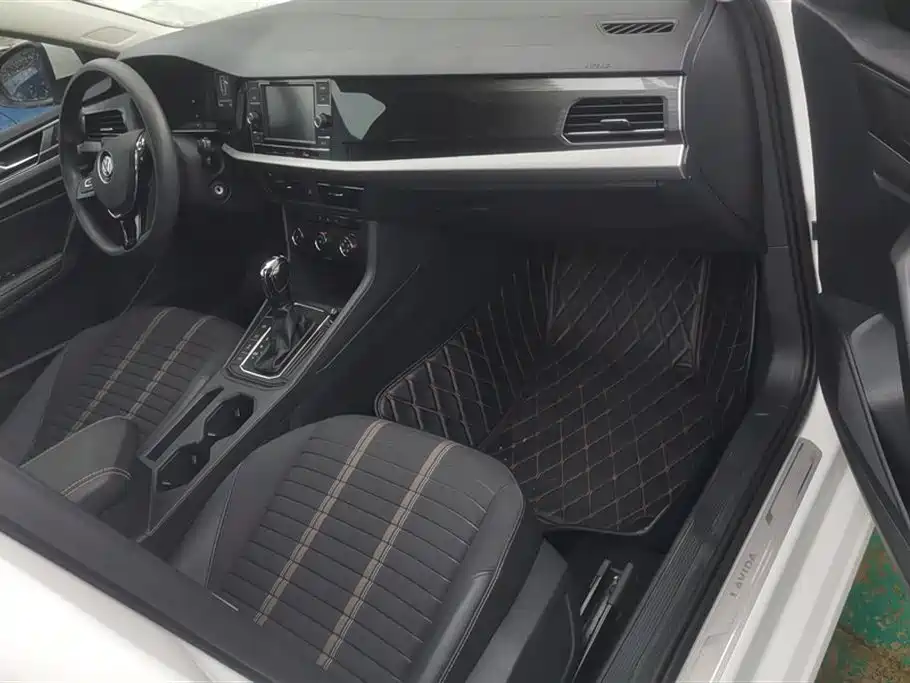 Volkswagen Lavida 2018 280TSI DSG Comfort Edition China V фото 8