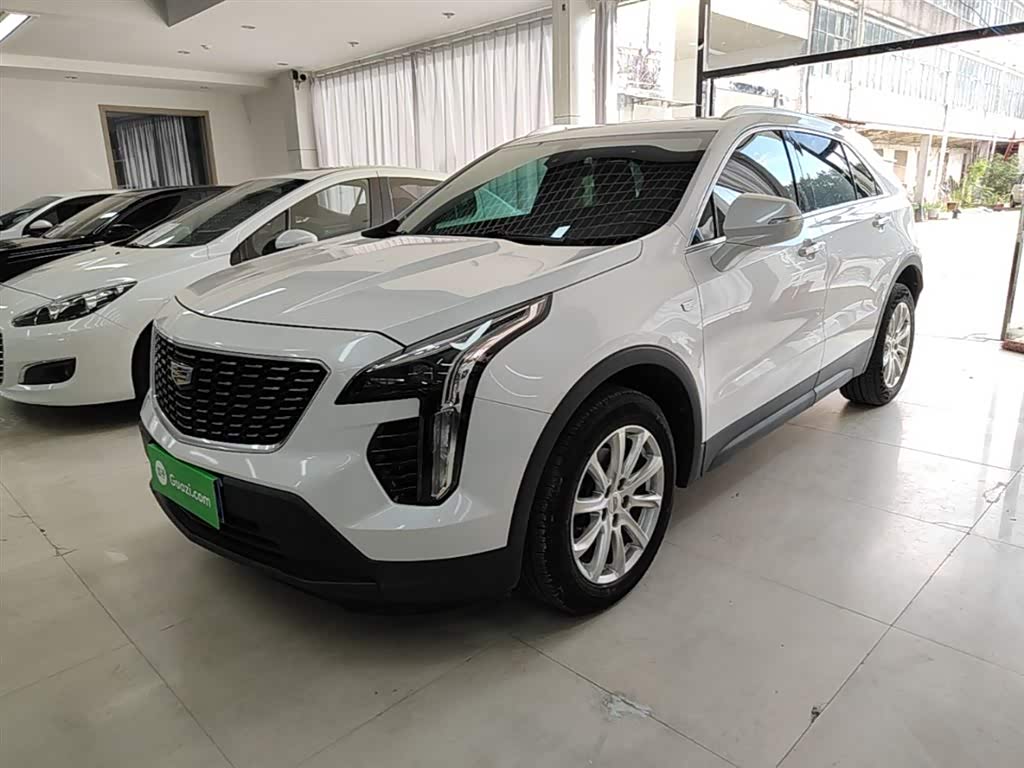 Cadillac XT4