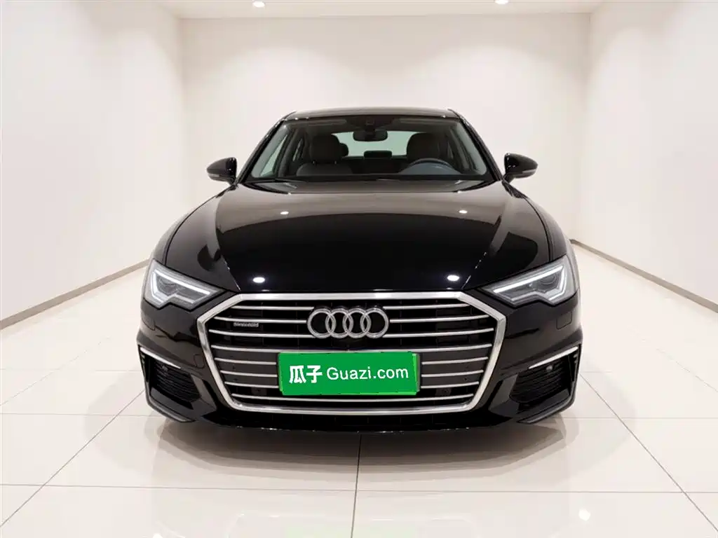 Audi A6L New Energy 2020 55 TFSI e quattro фото 2