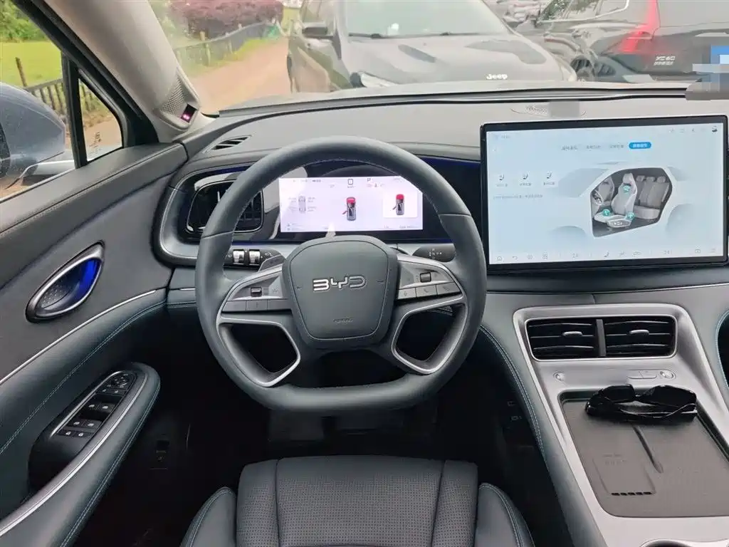 BYD Hai Shi 07 DM-i 2025 150 Pilot+ Edition фото 11