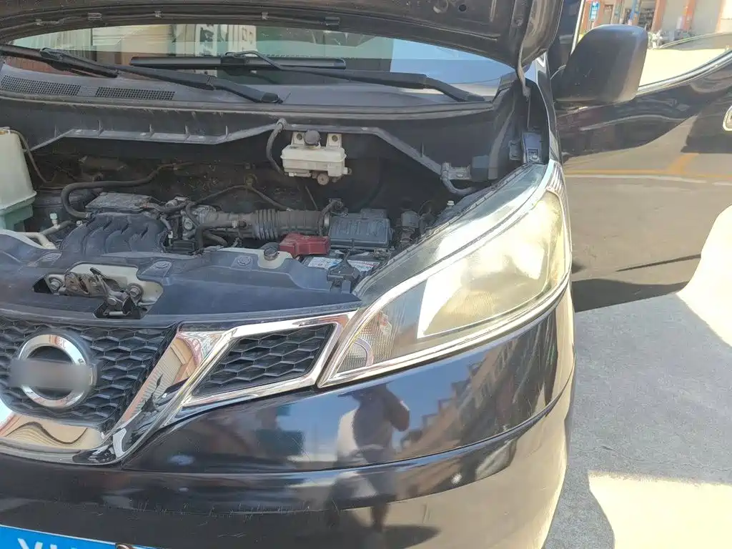 Nissan NV200 2015 2014 1.6L CVT Luxury (China IV)