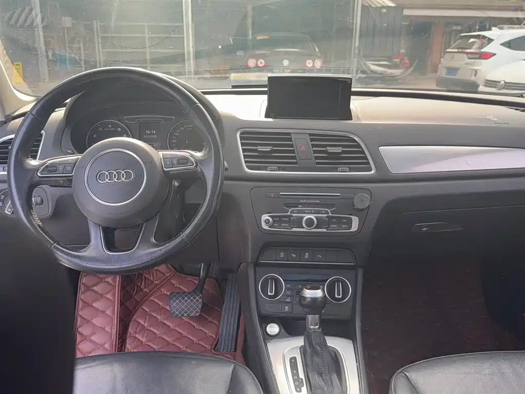 Audi Q3 2016 Model 30 TFSI Style фото 5
