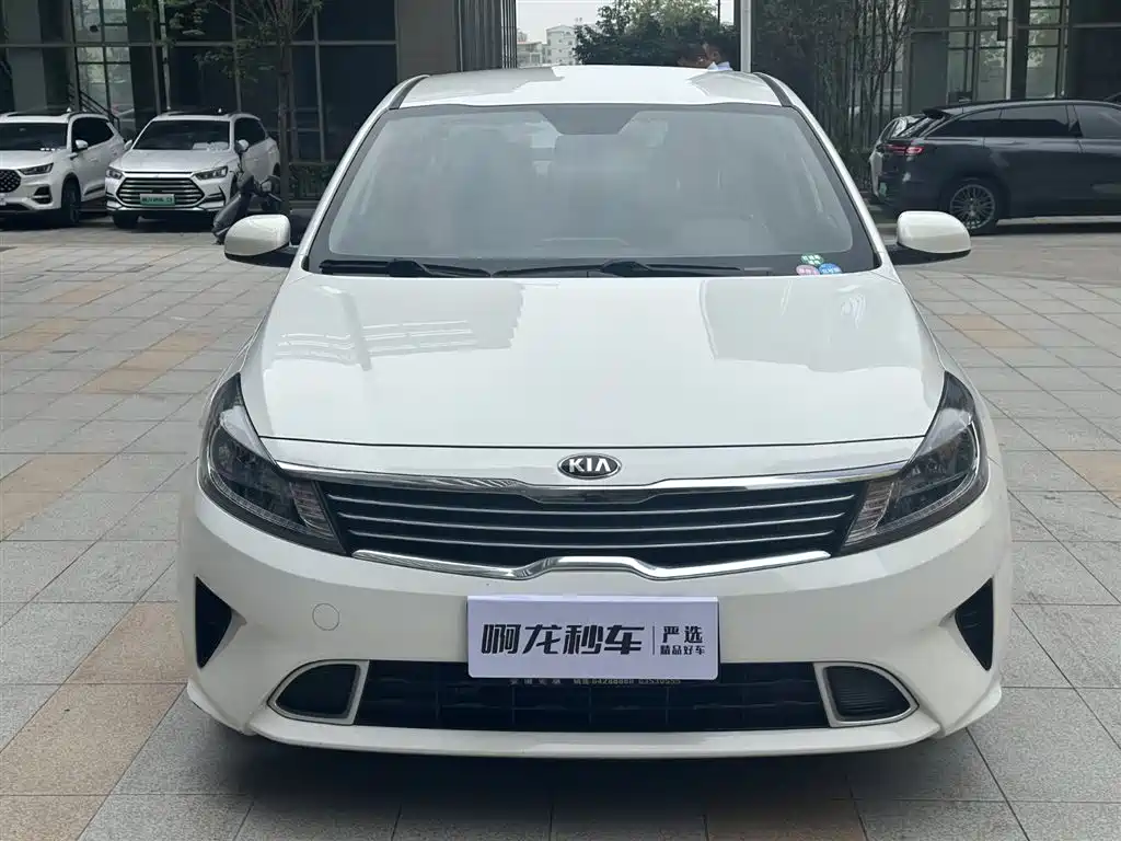 Kia Forte 2019 1.6L Auto Trend Edition China VI фото 3