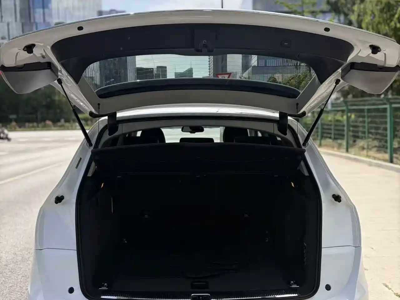 Audi Q5 2017 40 TFSI Technology фото 18