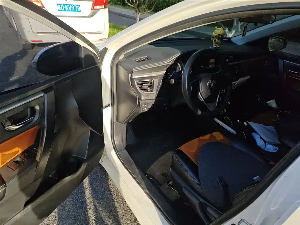 Toyota Levin 2014 1.6G CVT Elite Edition фото 17