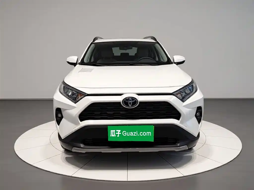 Toyota RAV4 Rongfang 2023 2.0L CVT 2WD Fashion Edition фото 2