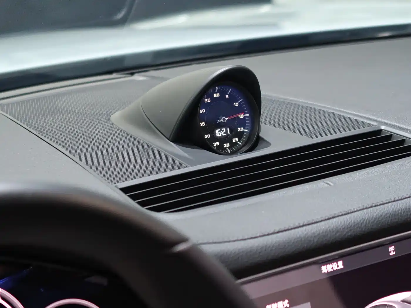 Porsche Panamera 2019 Panamera 2.9T фото 9