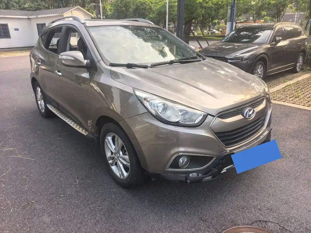 Hyundai Beijing Hyundai ix35 2013 2.0L Automatic 2WD Comfort GL China IV фото 2
