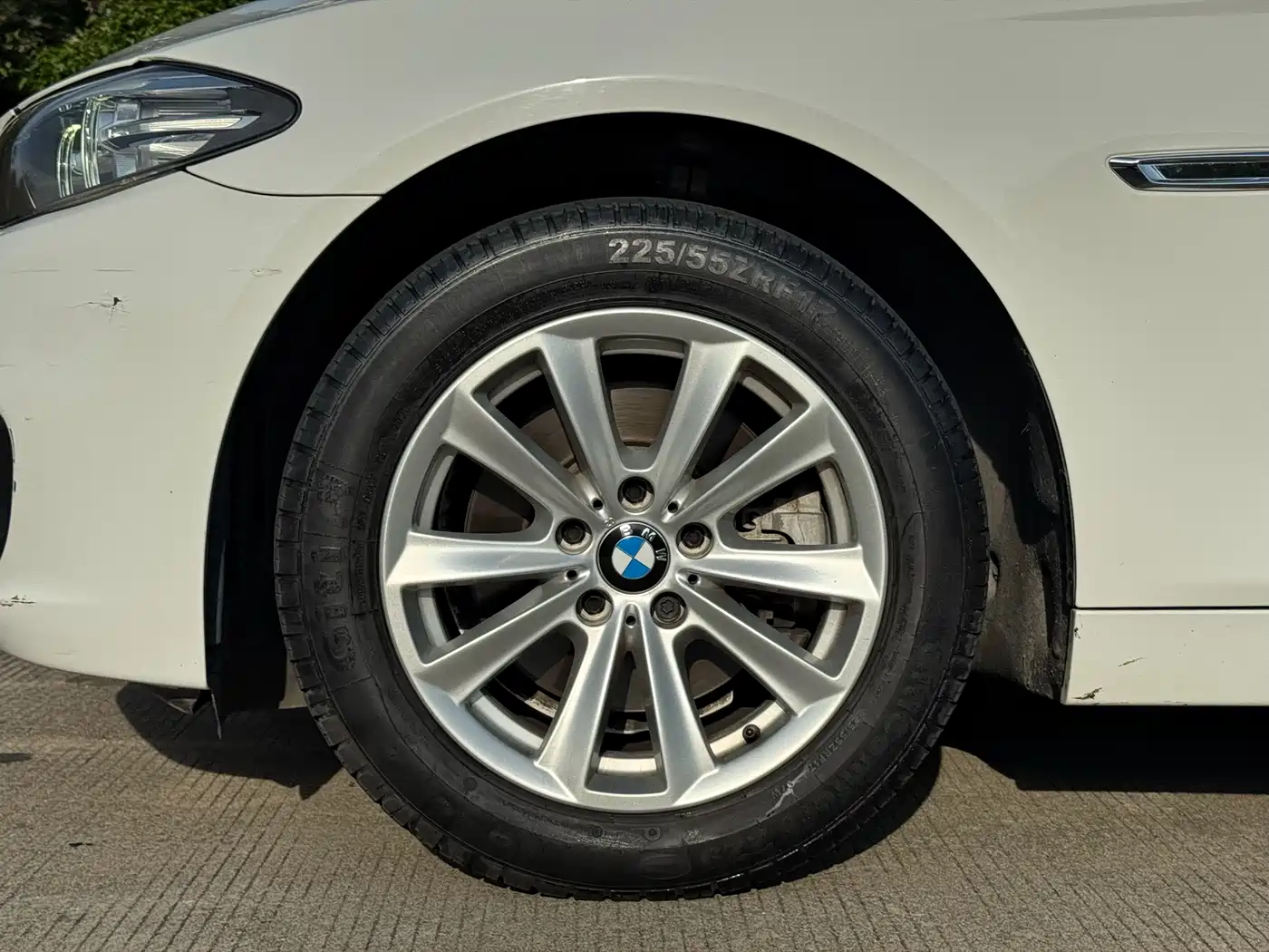 BMW 5 Series 2014 520Li Elegance фото 5