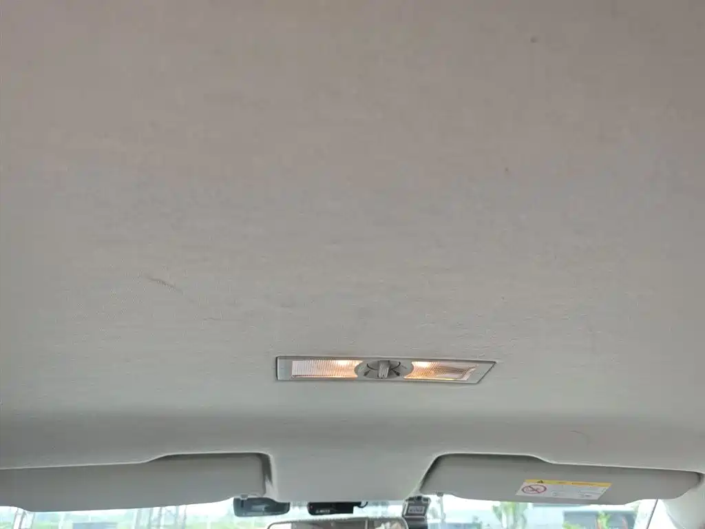 Volkswagen Lavida 2018 Classic 1.5L Automatic Trend China VI фото 14