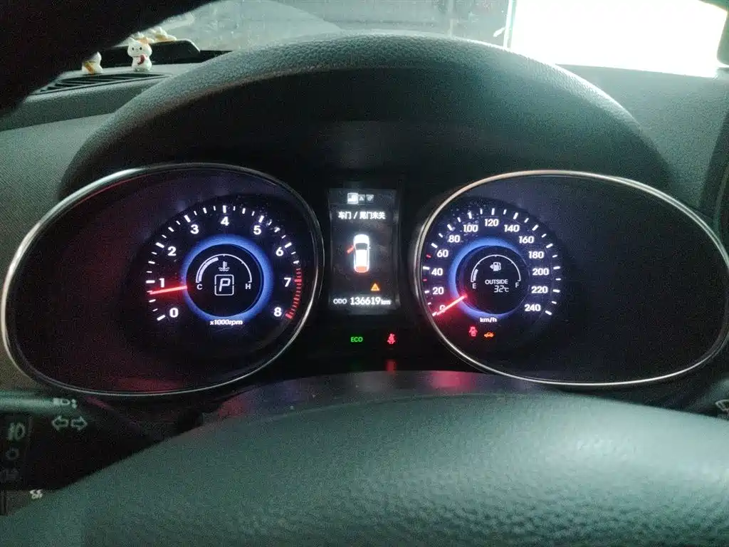 Hyundai Santa Fe 2013 Model 2.4L Automatic 2WD Smart фото 12