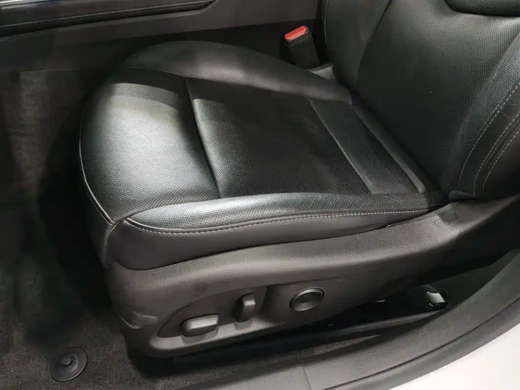 Cadillac CT5 2023 28T Luxury Style (Standard Edition) фото 20