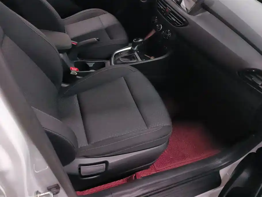 Hyundai Elantra 2018 1.6L Auto Joy GL (China V) фото 8