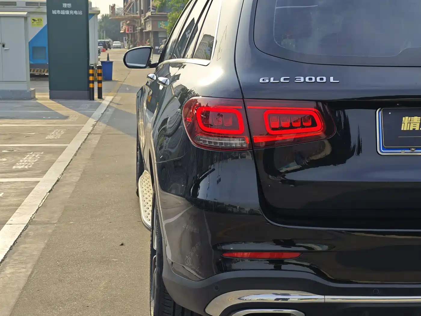 Mercedes-Benz GLC 2022 Facelift GLC 260 L 4MATIC Luxury Model фото 7