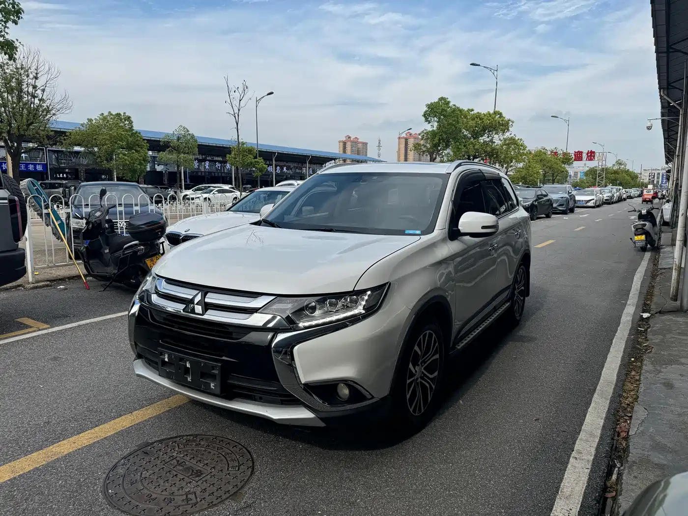 Mitsubishi Outlander 2018 2.4L 4WD Elite Edition 5-seater
