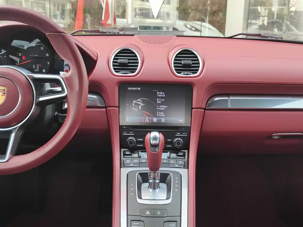 Porsche 718 2020 Cayman 2.0T фото 5