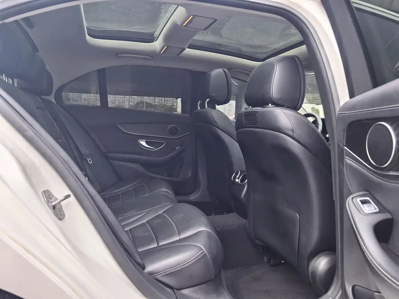 Mercedes-Benz C-Class 2017 C 200 L Sport фото 9