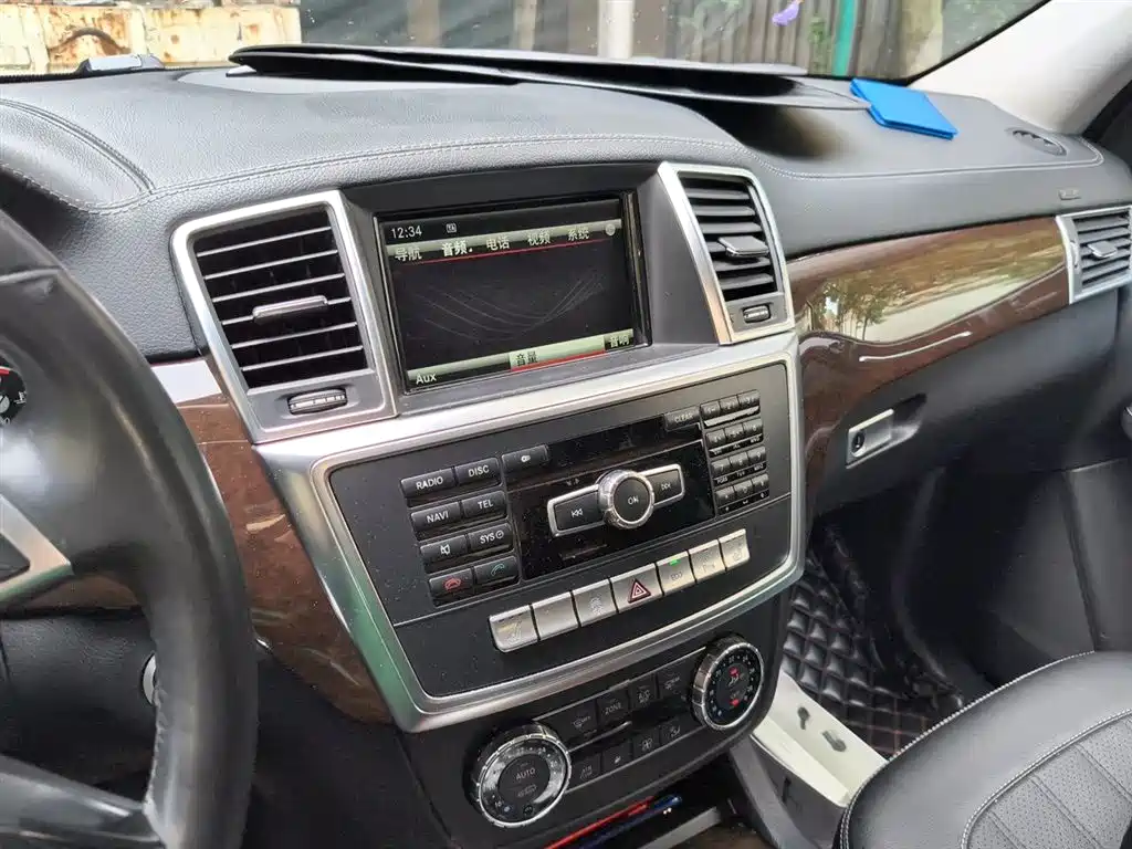Mercedes-Benz GL-Class 2014 GL 350 CDI 4MATIC фото 9
