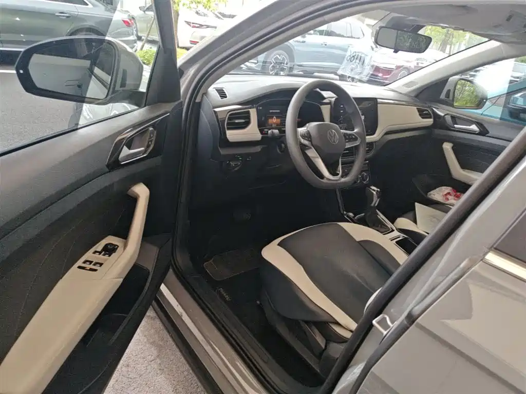 Volkswagen Tharu 2025 Model Rising Star 300TSI Aspiration Edition фото 23