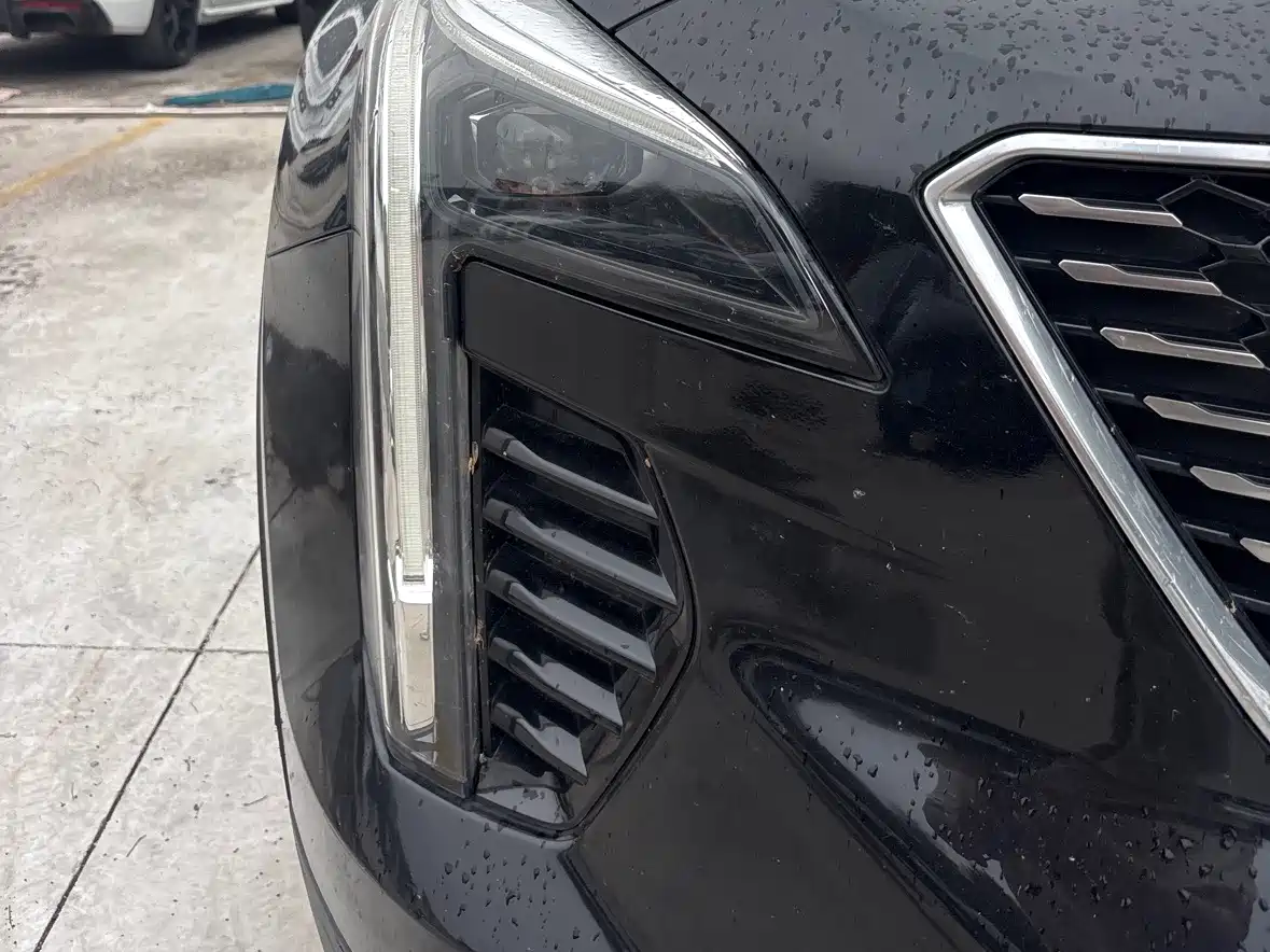 Cadillac XT4 2021 28T FWD Luxury Edition фото 5