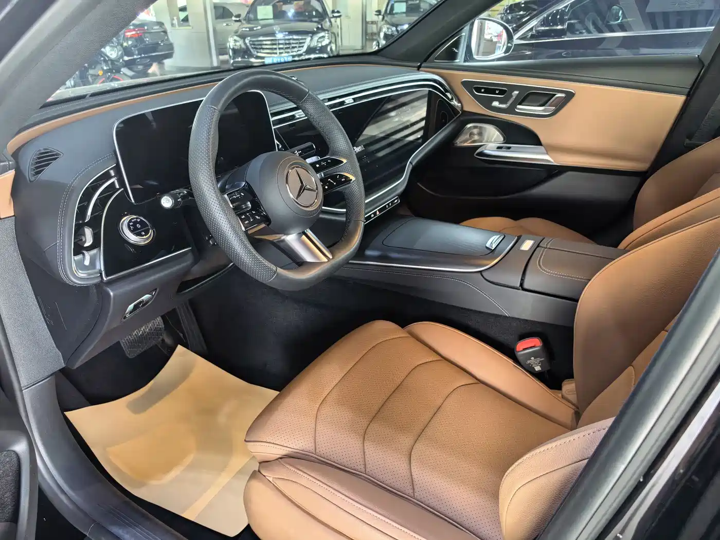 Mercedes-Benz E-Class 2024 Model E 300 L Luxury Sport фото 4
