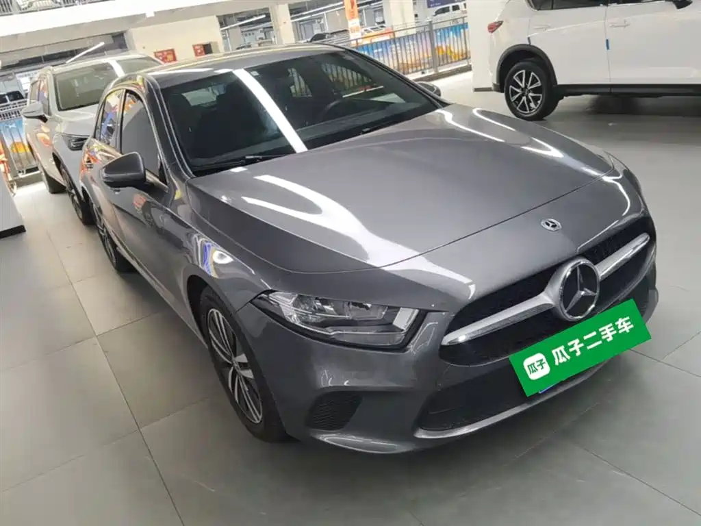 Mercedes-Benz A-Class (Import) 2021 A 180 фото 4