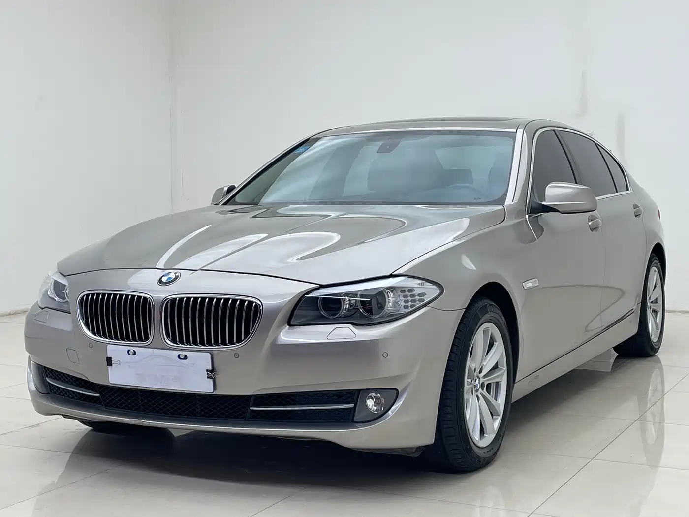 BMW 5 Series 2012 523Li Luxury