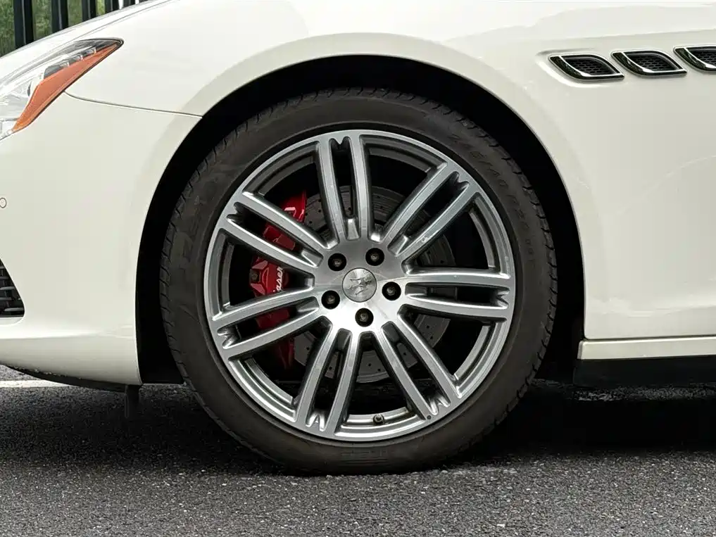 Maserati Quattroporte 2017 3.0T Standard фото 15