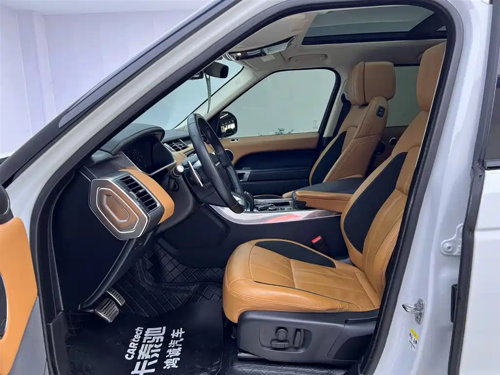 Land Rover Range Rover Sport 2022 3.0 L6 Gloss Black Edition фото 15