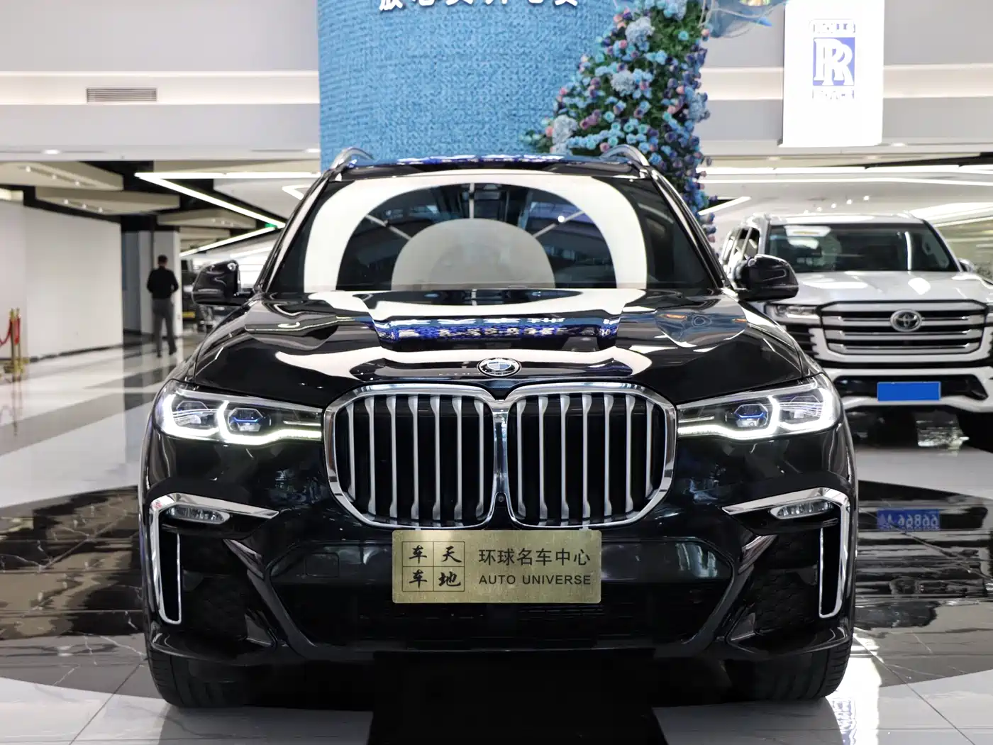 BMW X7 2021 xDrive40i Premium M Sport Package фото 2