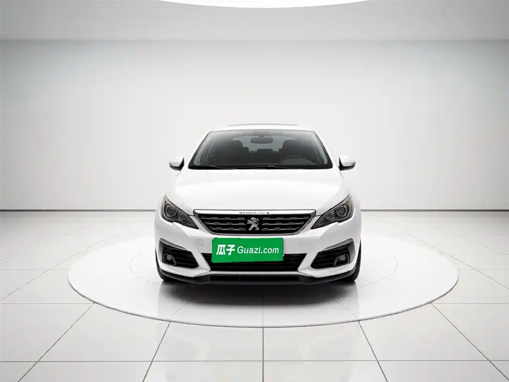 Peugeot 308 2016 1.6L Automatic Luxury фото 2
