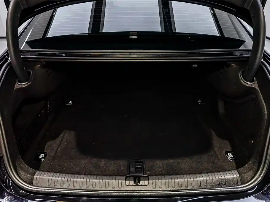 Audi A7L 2024 45TFSI S-line Dream Edition Crystal Package фото 10
