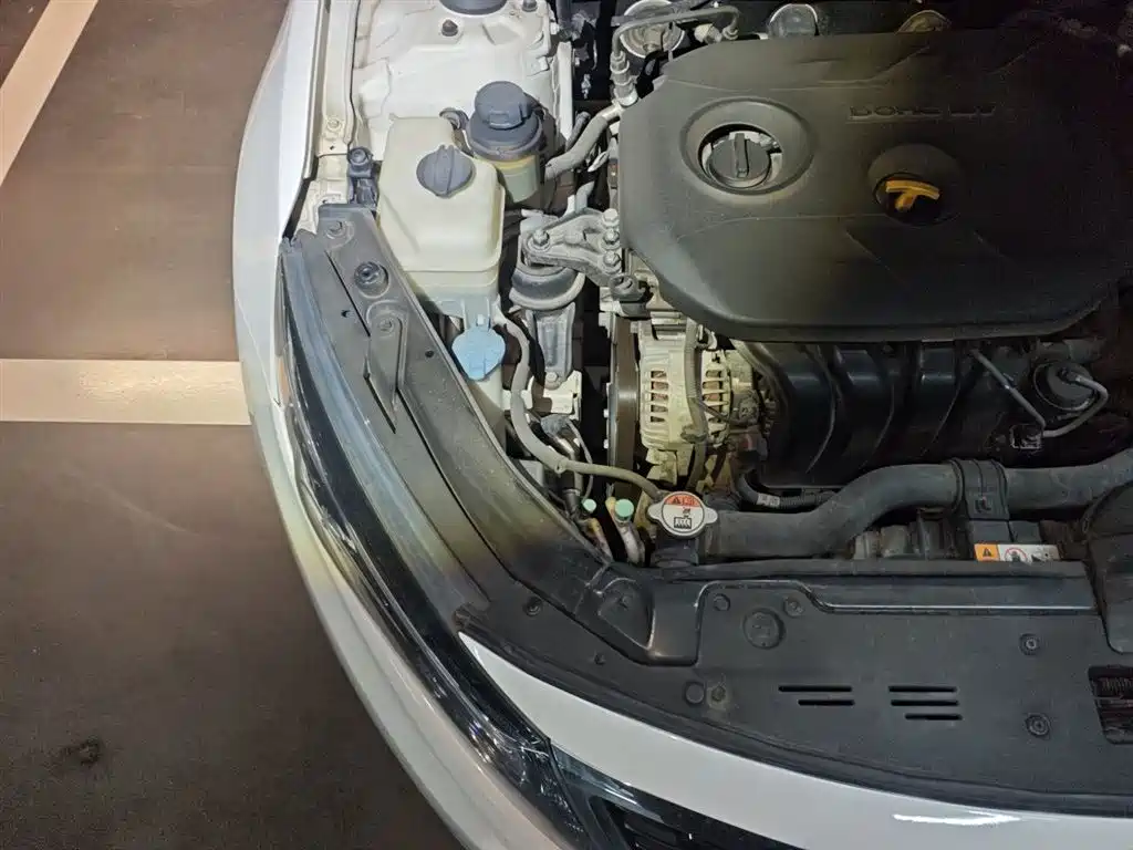 Kia K5 2014 2.0L Automatic LUXURY фото 22