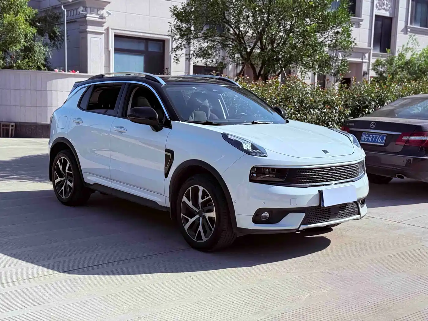 Lynk & Co 01 2018 2017 2.0T AWD Pro
