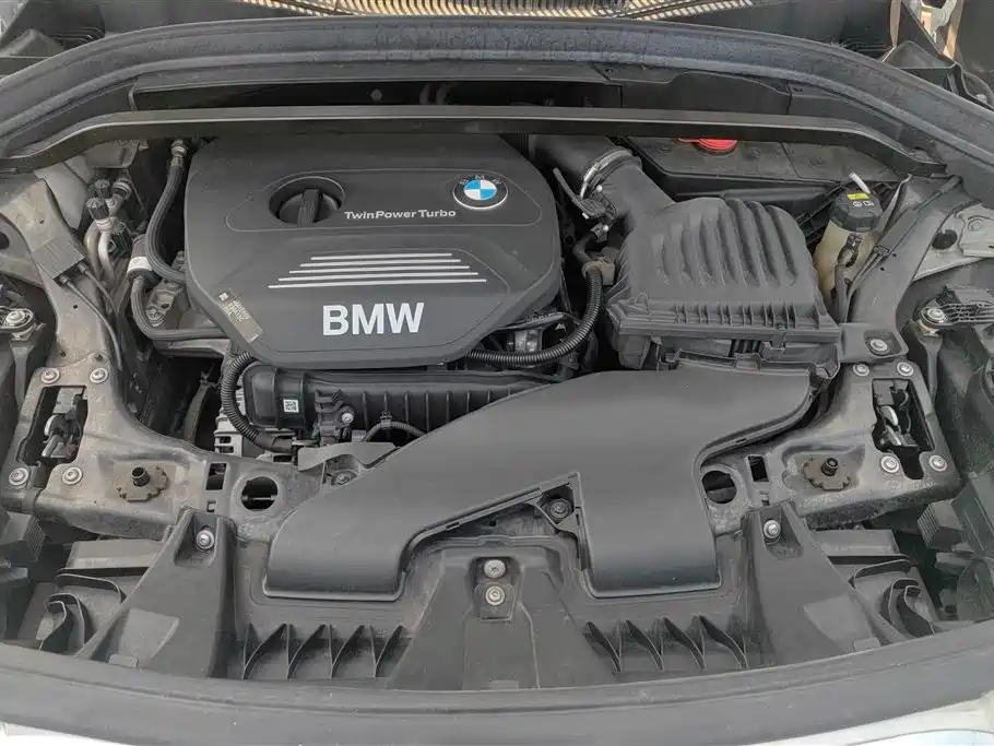 BMW X1 2019 sDrive18Li Fashion Model фото 10
