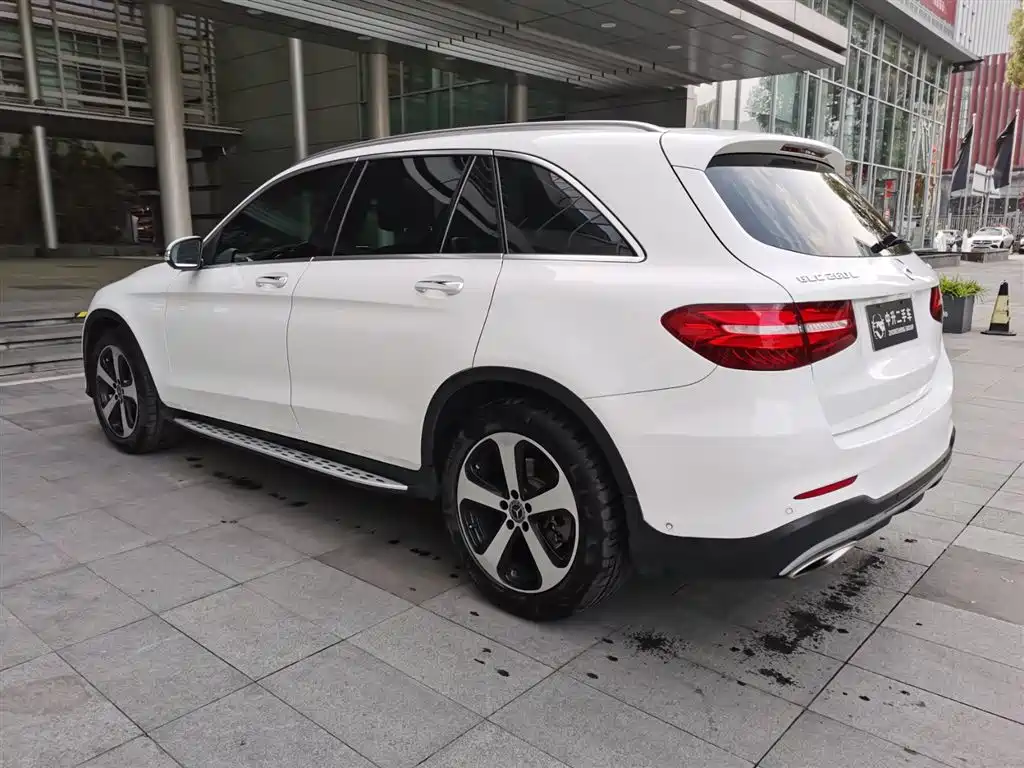 Mercedes-Benz GLC 2019 GLC 260 L 4MATIC Luxury фото 8