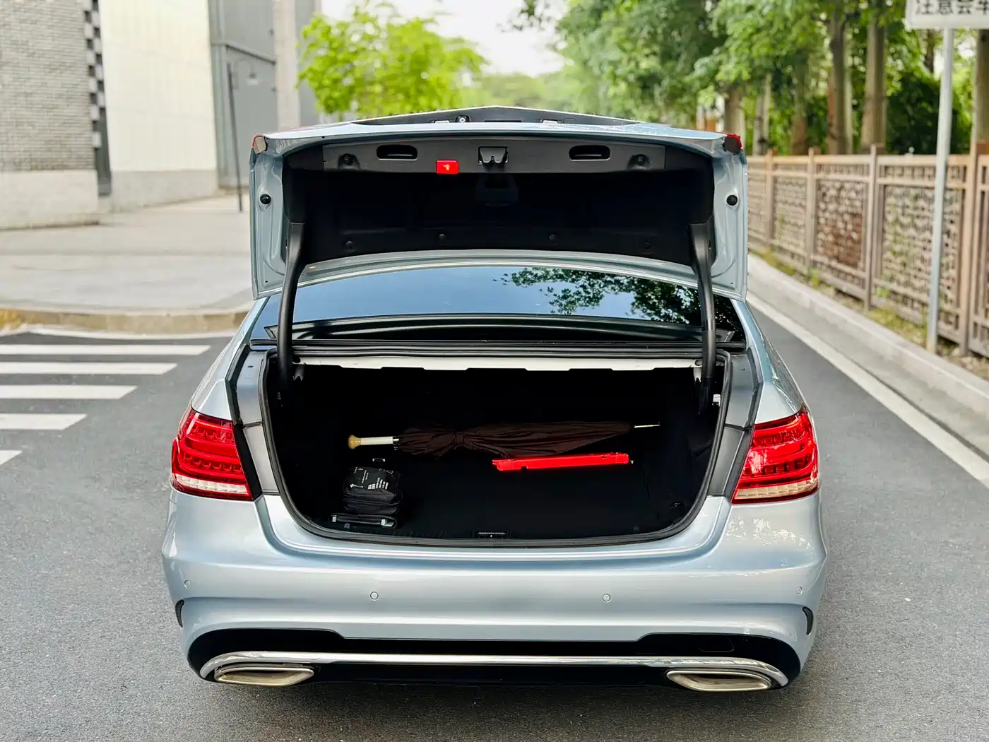 Mercedes-Benz E-Class 2015 Facelift E 260 L Sport фото 8