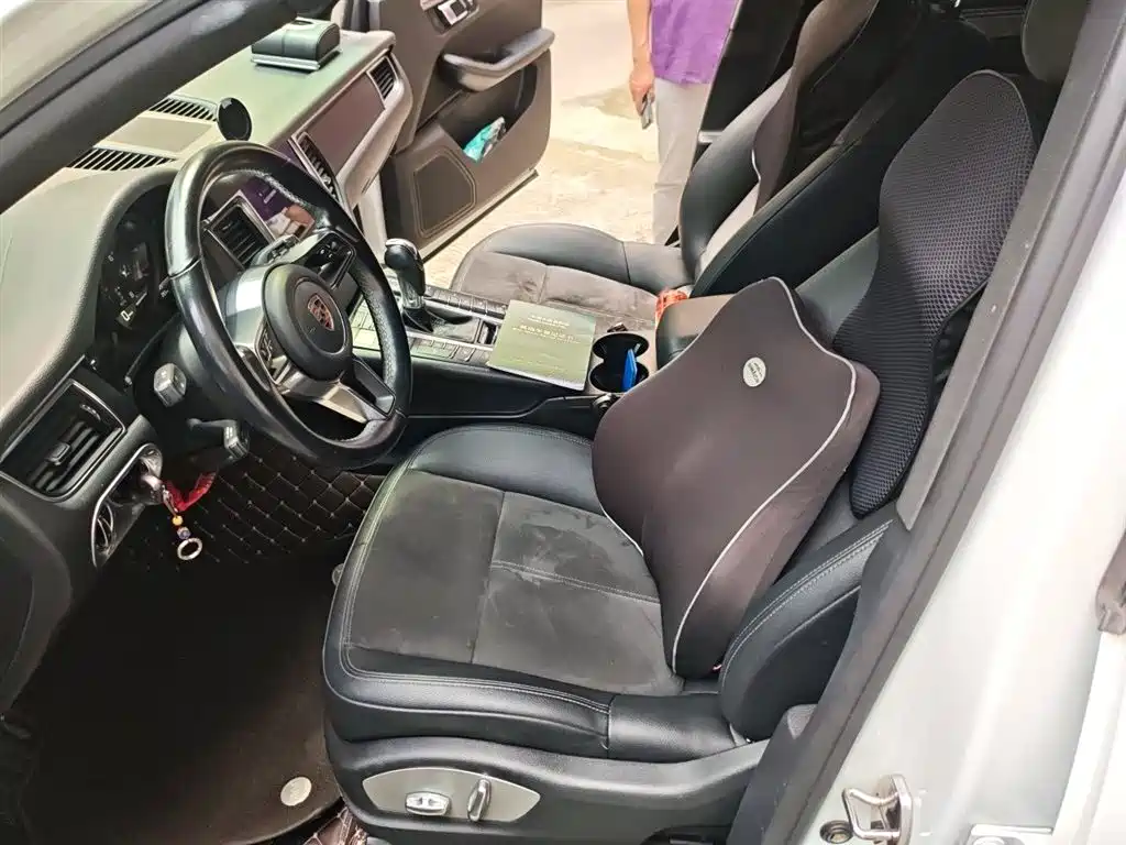 Porsche Macan 2017 Macan 2.0T фото 16