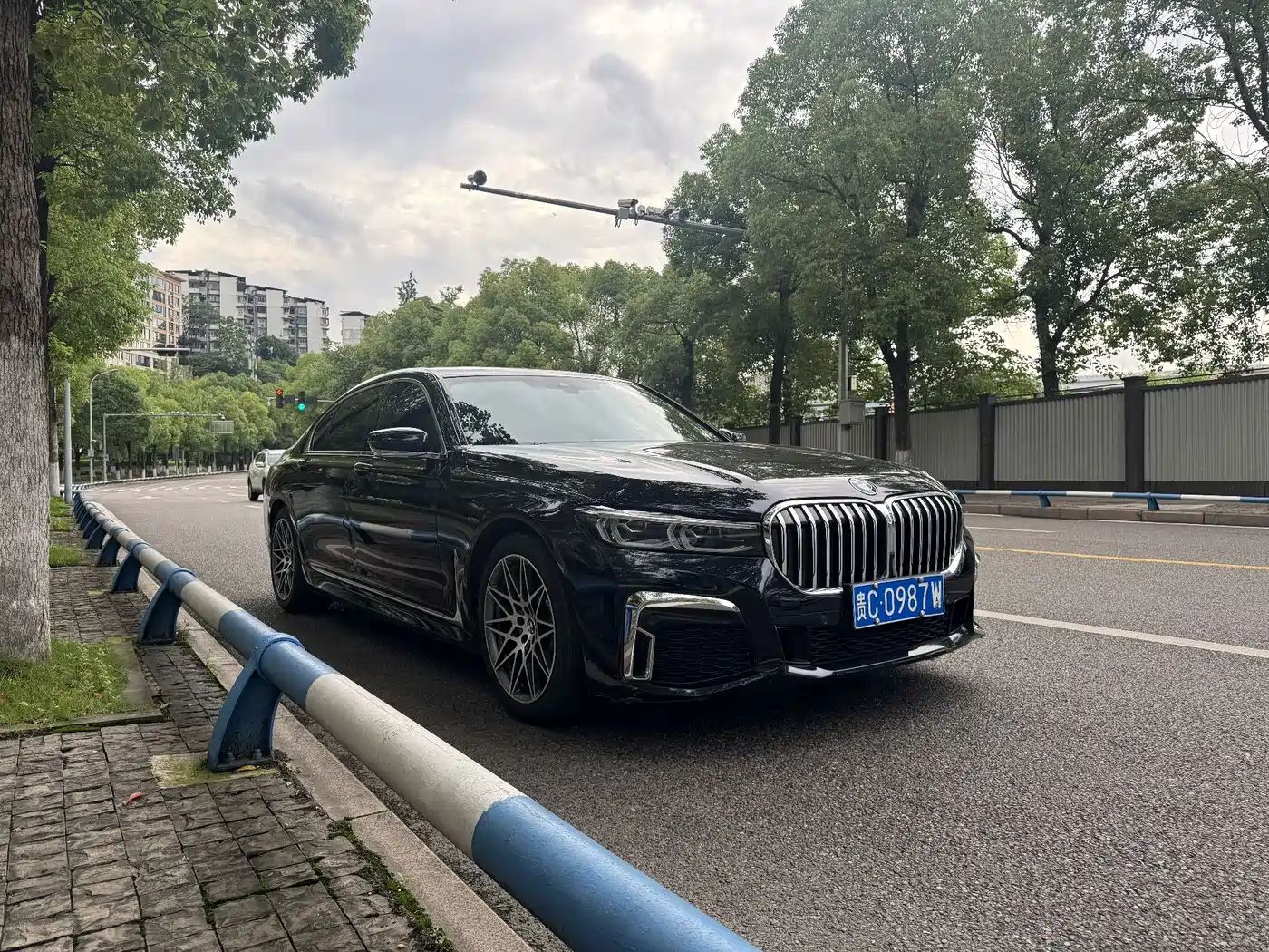 BMW 7 Series 2021 Model 730Li M Sport Package фото 3